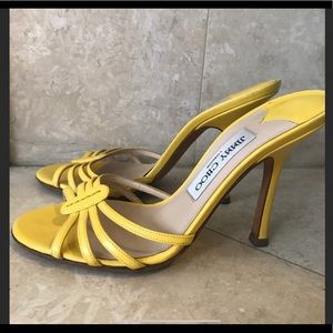 Jimm𝕪 ℂ𝕙𝕠𝕠𝕤💛𝕤𝕥𝕣𝕒𝕡𝕡𝕪 𝕤𝕒𝕟𝕕𝕒𝕝𝕤